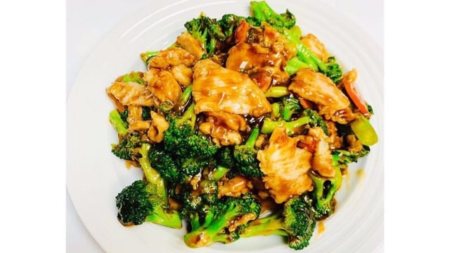 Chicken with Broccoli.