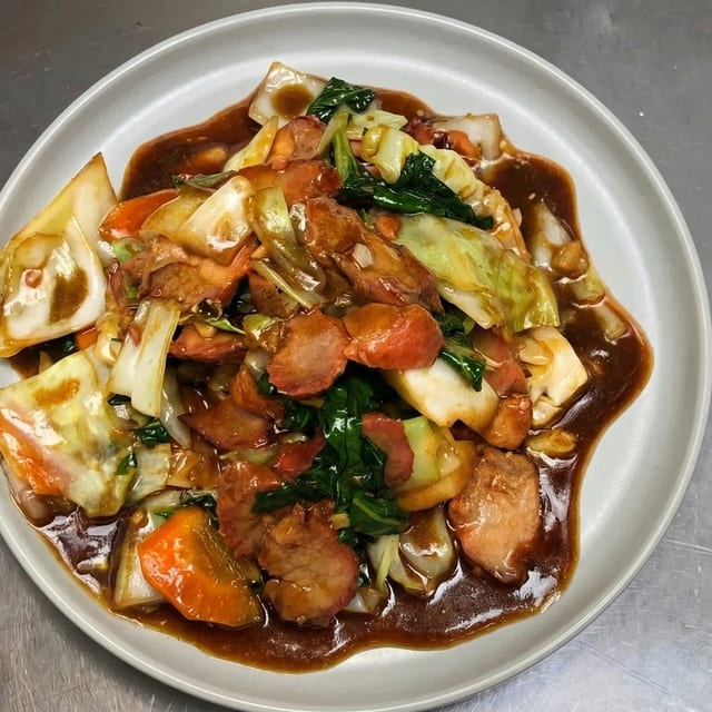 Hunan Chicken in Hot Sauce.